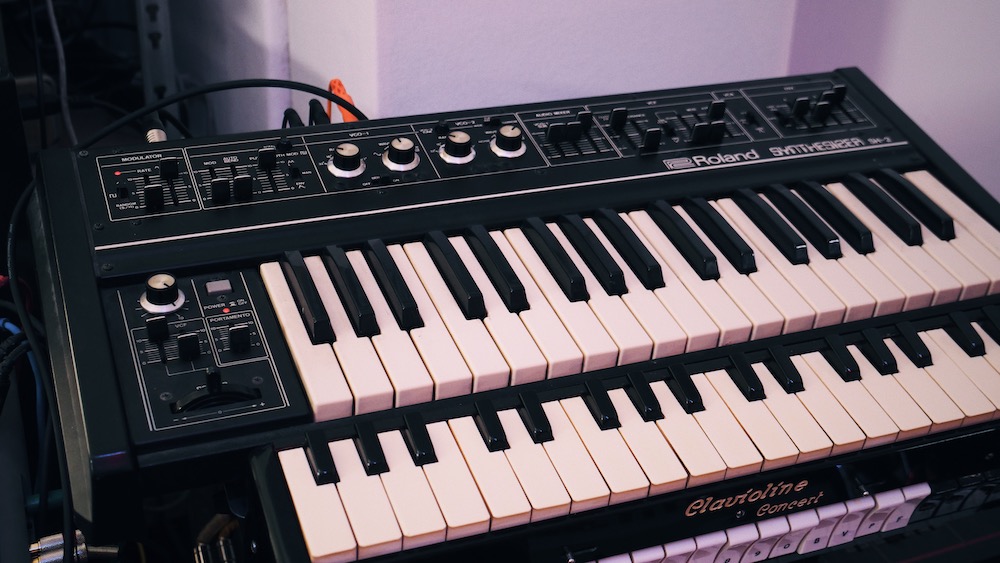 Roland SH2