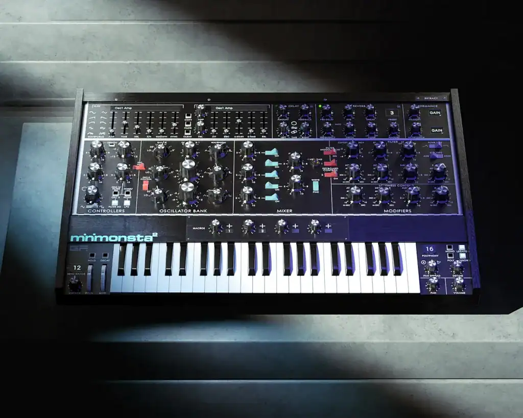 Minimonsta2 synthesizer with control knobs and keyboard for music creation.