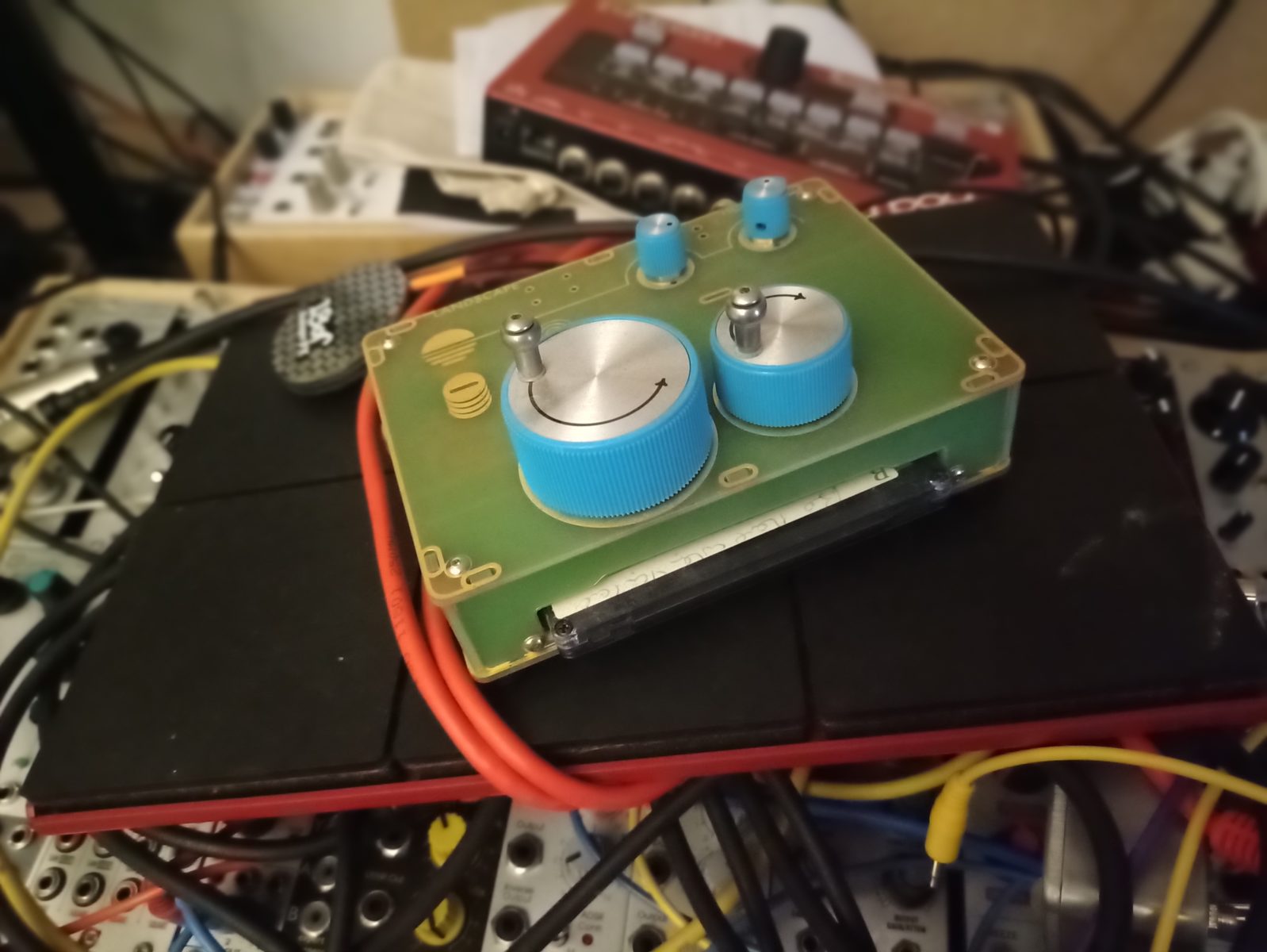 STUDIO CHAOS 4_SOUND DUST